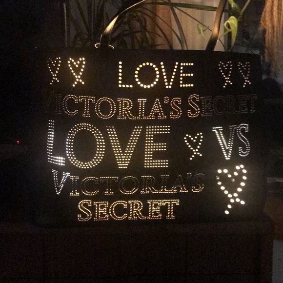 VS Large Tote - Picture 6 of 7